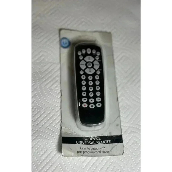 Onn 4 Device Universal Remote Control ONB13AV004 Easy Setup TV DVD Receiver NEW - Picture 2 of 9